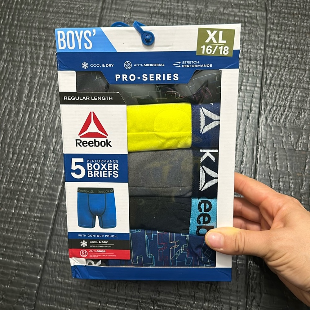 5 boxer briefs (regular length) Boy’s XL (16/18)